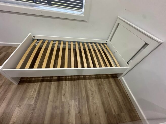 Free Single bed