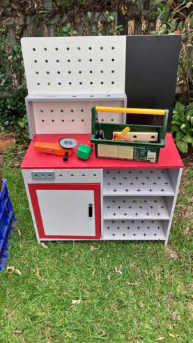 Free kids- workbench and tools