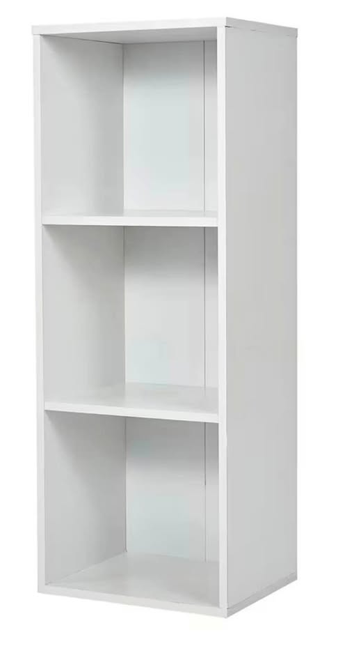Free White Bookshelf