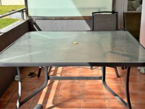 Free Large outdoor table FREE in Narrabeen NSW 2101, Australia