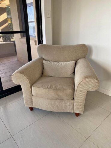 Free Oversized Comfortable Armchair