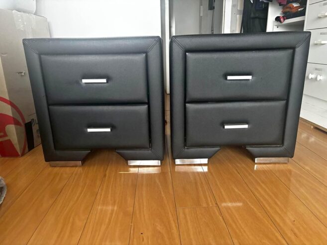 2 bedside tables,475w 400deep 500 high. Pick up in Freshwater, will not answer is this available!!