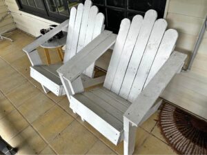 Free Outdoor wooden chairs in Springfield NSW 2250, Australia