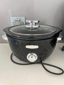 Free Free Kmart Slow Cooker in West Hoxton NSW 2171, Australia