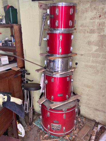 Pearl Maxwin drum kit