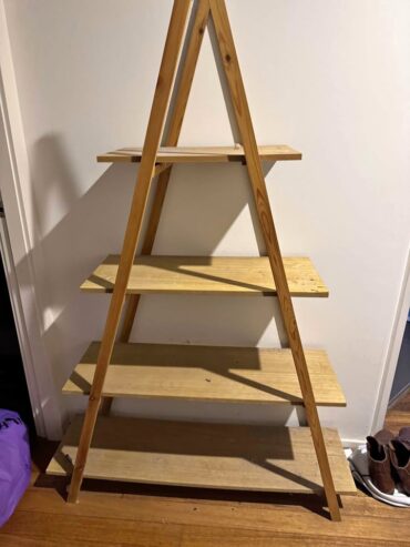 Free book shelf