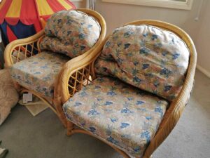 Free FREE lounge sofa chairs in Hornsby Heights NSW 2077, Australia