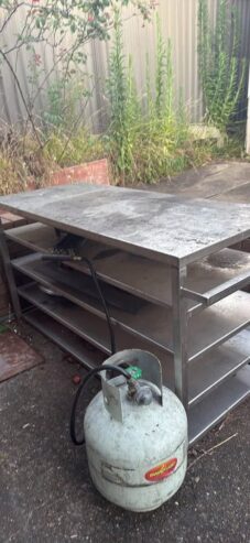 FREE commercial kitchen bench