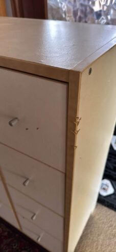 Free ikea drawer unit and bookcase only one left and it has damage