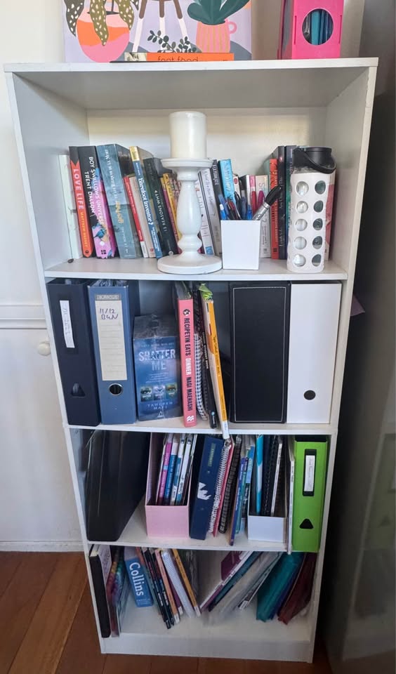 Free White Bookshelf
