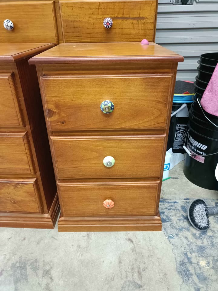 Sets of drawers