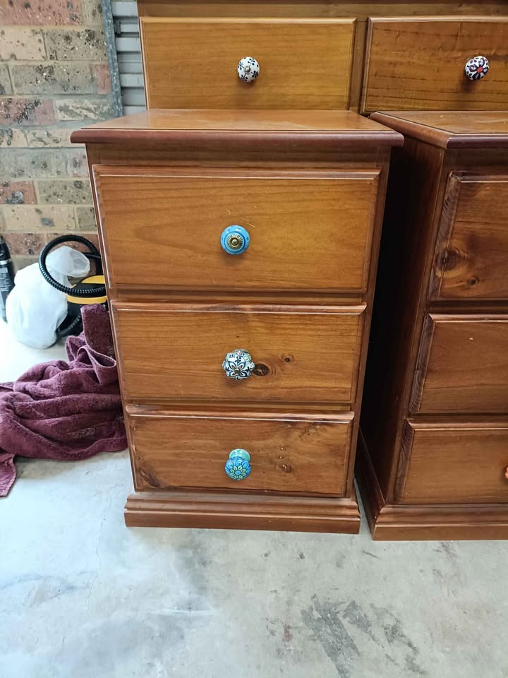 Sets of drawers
