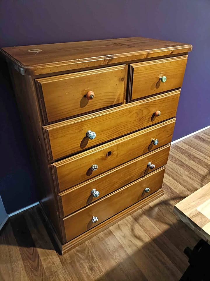 Sets of drawers