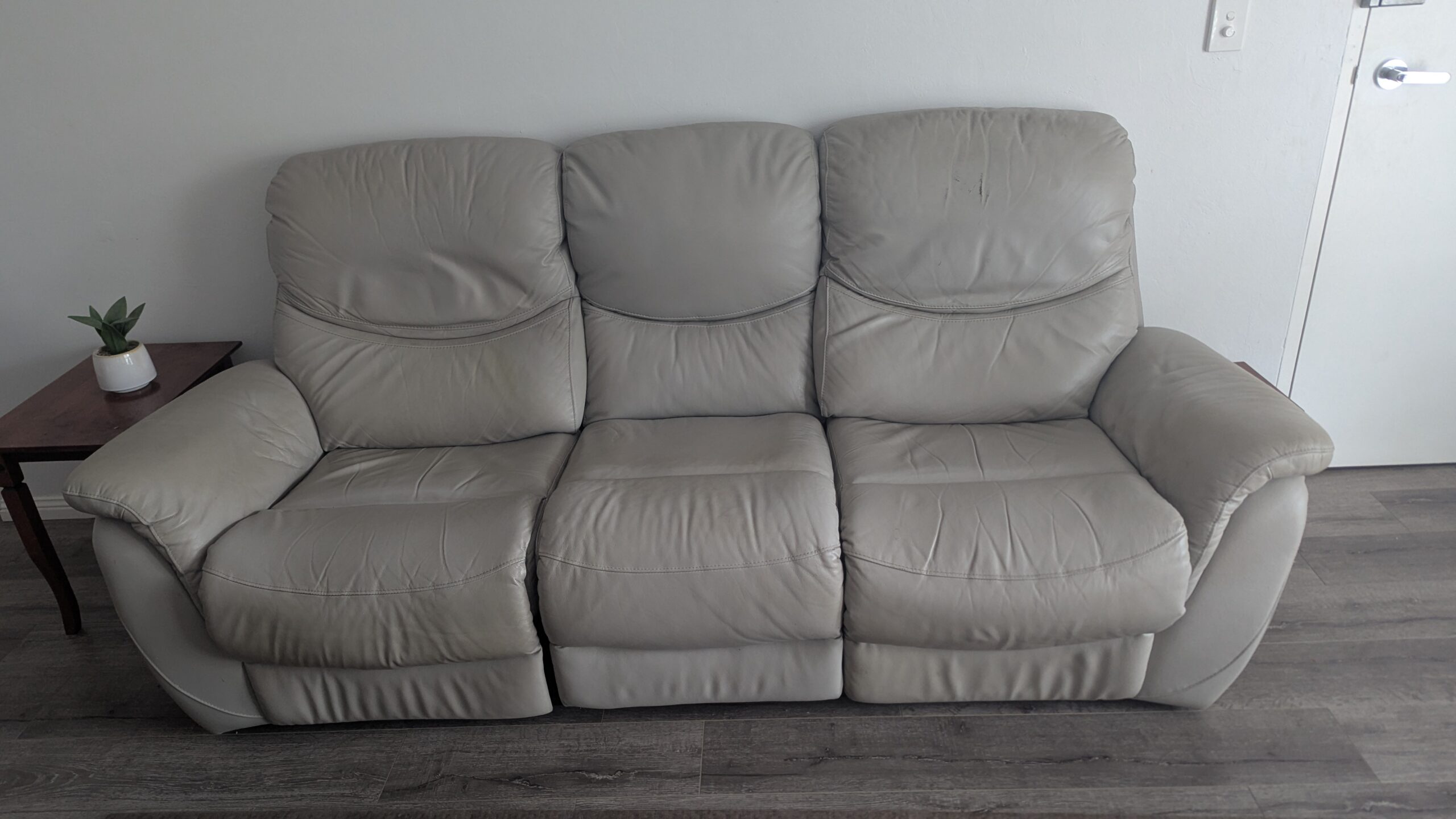 FREE TO COLLECT – 3 seater Grey leather with manual recliners