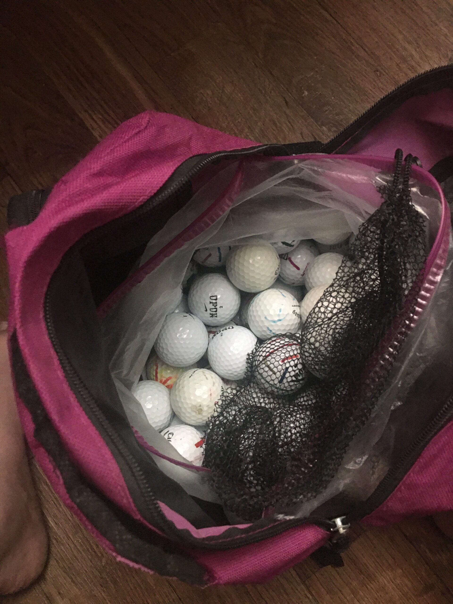GOLF BALLS • BACKPACK FULL OF …